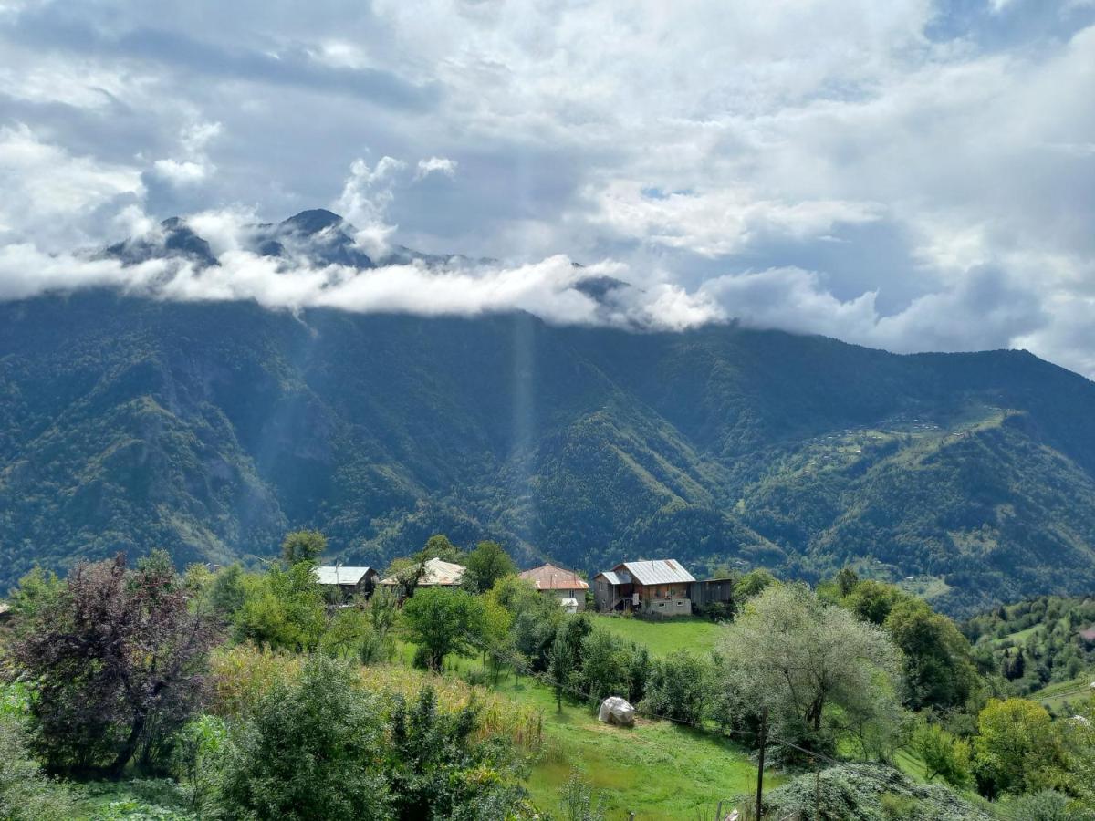 Guest House Chveni Ezo Khulo Dış mekan fotoğraf
